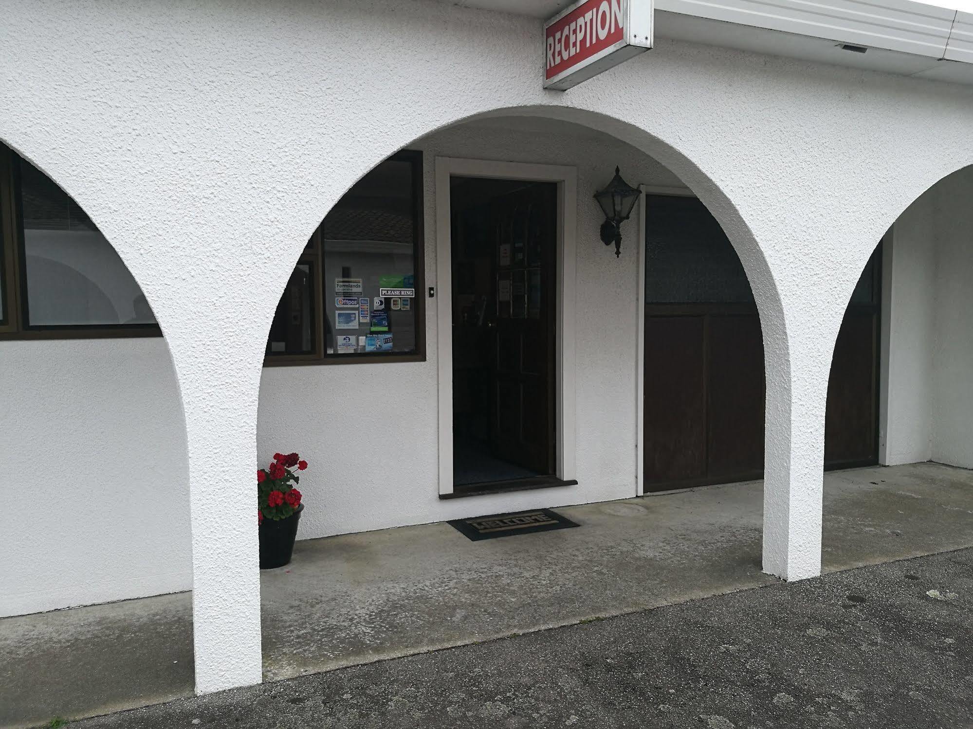 Hacienda Motel Invercargill Exterior photo